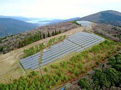 丹後太陽光発電合同会社が京都府北部などで開設した太陽光発電所（宮津市）