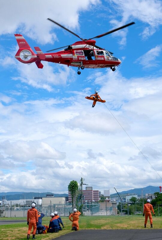台風シーズン前にヘリ救助の手順確認 京都市消防など合同訓練 社会 地域のニュース 京都新聞
