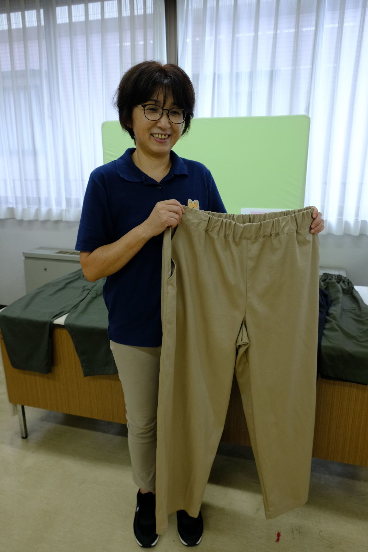 障害ある人もはきやすく　「楽粋パンツ」でおしゃれに　施設利用者の母親が考案　京都・舞鶴