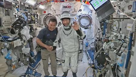 野口さん 半年ぶりに地球へ 宇宙ステーションを出発 全国のニュース 京都新聞