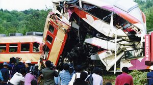 当時の信楽高原鉄道列車衝突事故の現場