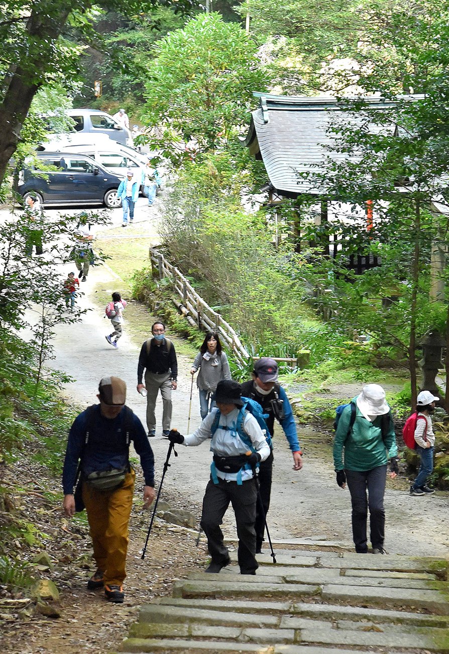 京都一周トレイル、さらに楽しく　名所やコース巡るスタンプラリー開始