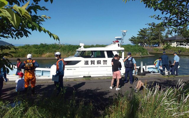 琵琶湖でクルーザー転覆 子ども含む13人全員救助 社会 地域のニュース 京都新聞