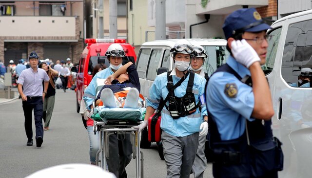 京アニ放火 遺体４人がかりで丁重に運び出し 消防隊員 これ以上傷つけない 救助の全容 社会 地域のニュース 京都新聞