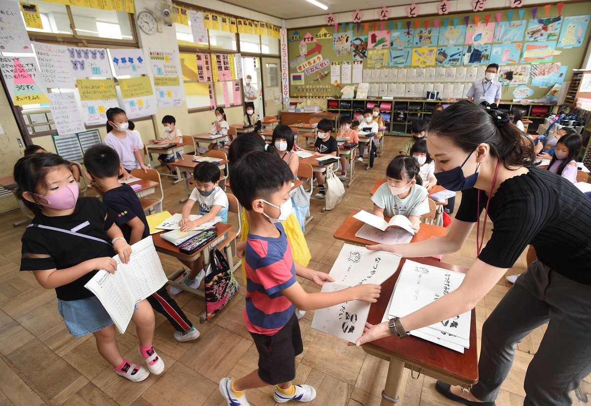 京都市立の小中学校で始業式、予定通り２学期スタート　コロナ対策に神経とがらせる