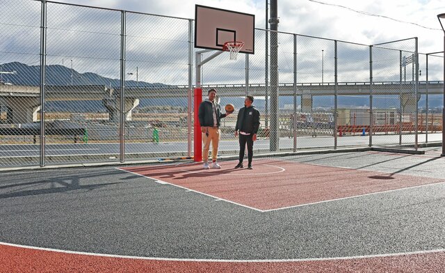 気軽に３人制バスケ楽しんで 京都 亀岡のサンガスタジアム一角に完成 スポーツ 地域のニュース 京都新聞