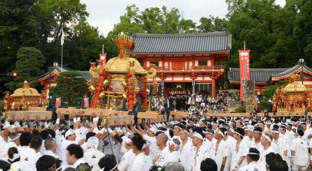 19年の祇園祭 祇園祭の神輿 京都の街を練り歩く 響く ホイットー 神幸祭 観光 地域のニュース 京都新聞